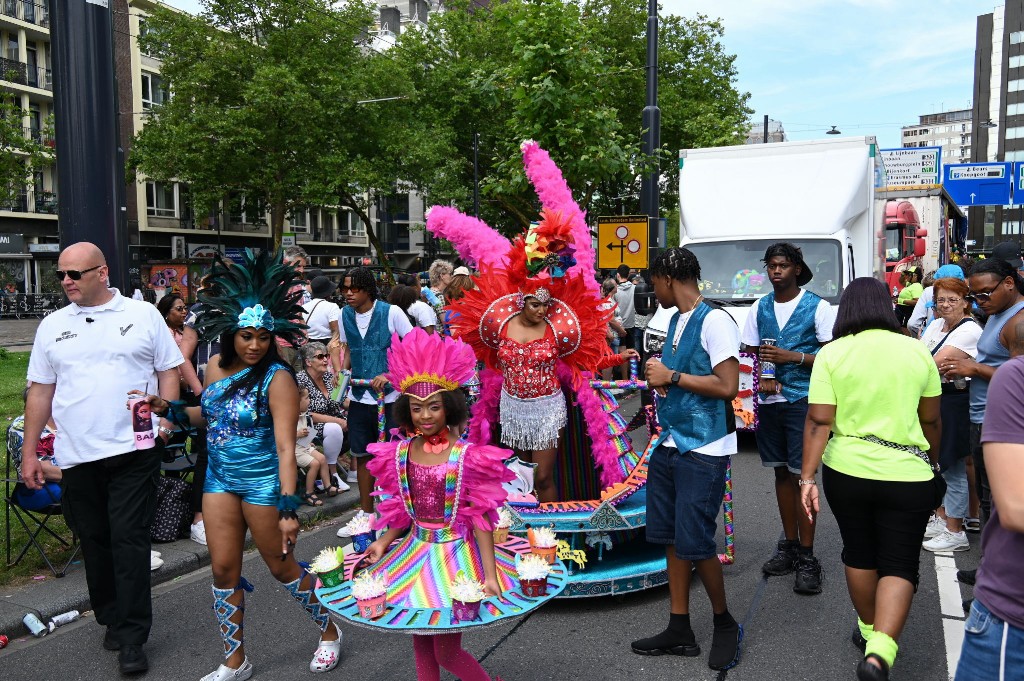 ../Images/Zomercarnaval 2024 328.jpg